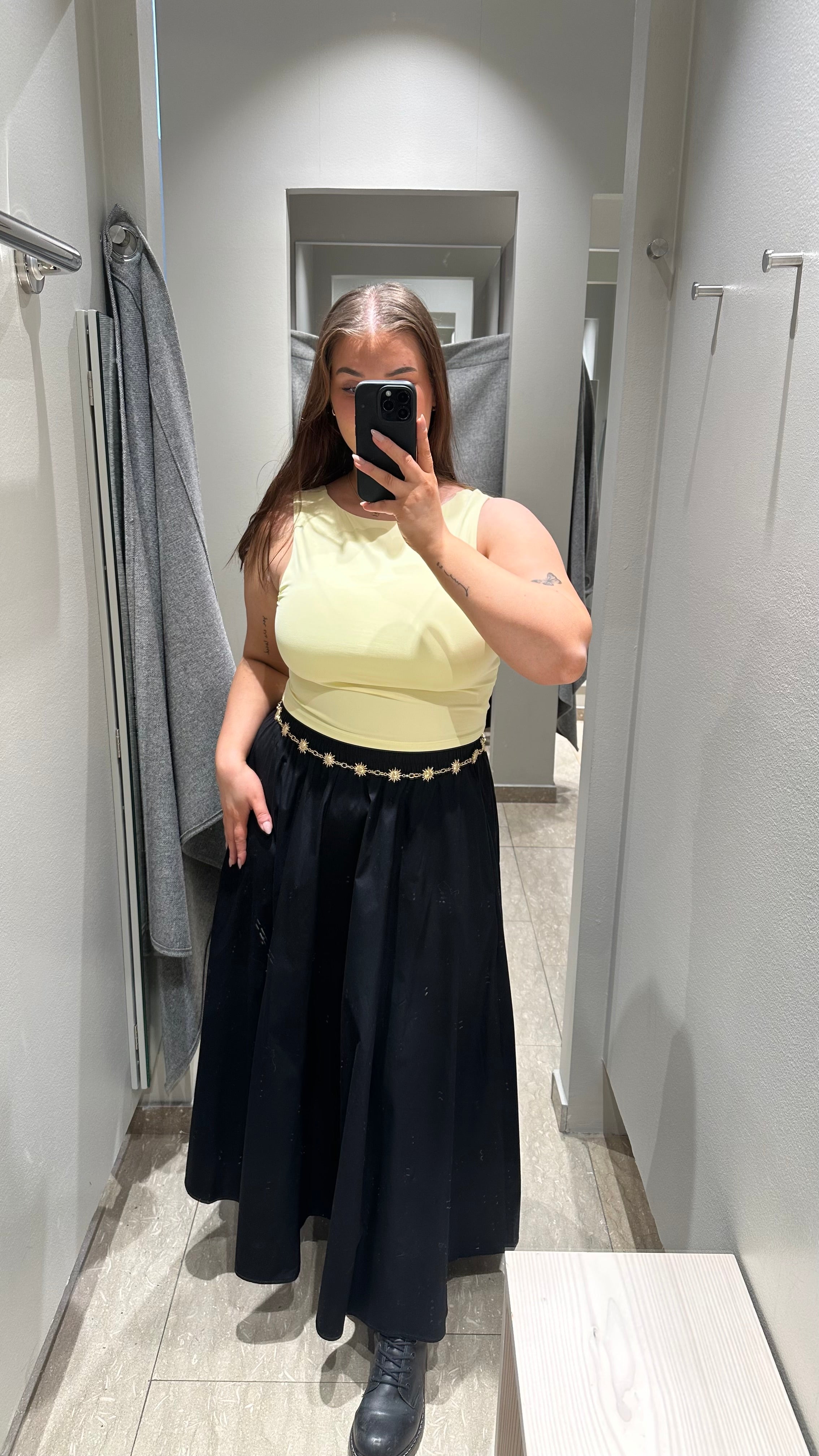 VIVALENCIA Long Skirt - Black Beauty